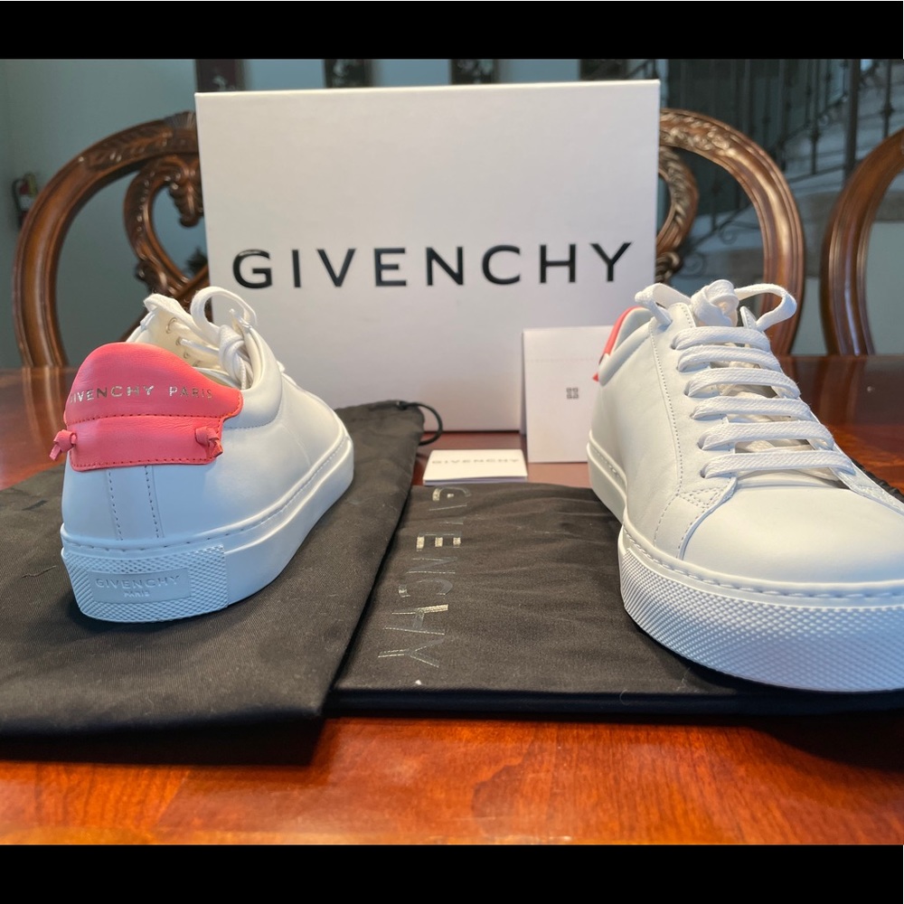 GIVENCHY 💓URBAN STREET💓 Sneaker